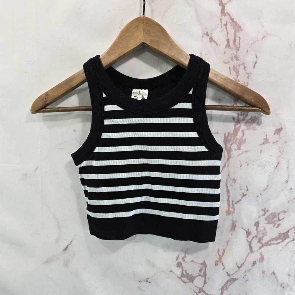 Zyia Active Tank Top Womens XS Black White Striped Crop Built In Shelf Bra